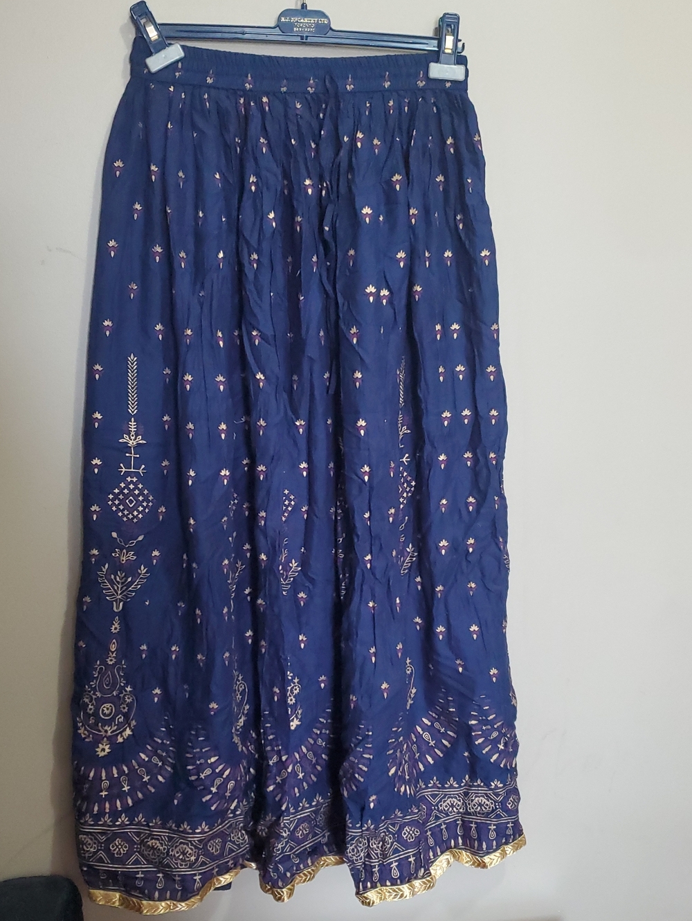 Grasp Women’s Navy Blue Embroidered Maxi Skirt Size Medium